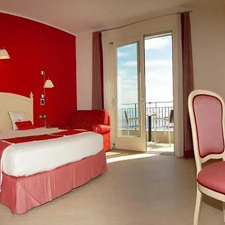 Meridiana 4*