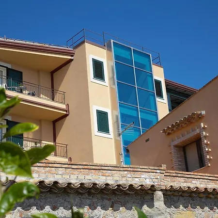 Meridiana Hotel 4*