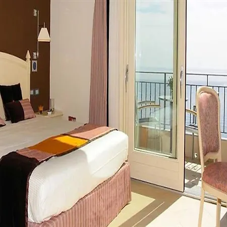 Meridiana Hotel 4*