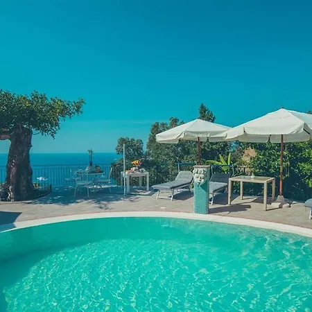 Meridiana 4* Taormina